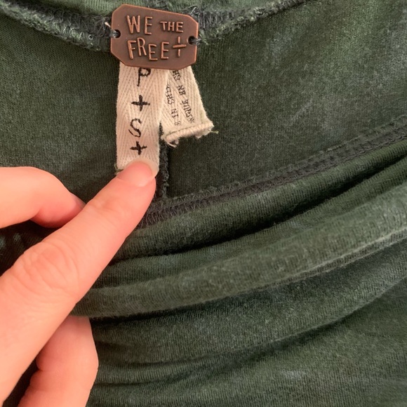 Free People off the shoulder top - Picture 2 of 2